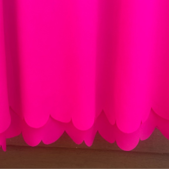 Hot pink dress - Picture 4 of 6